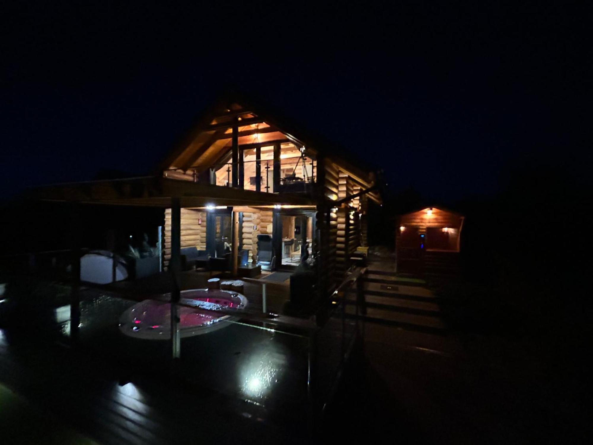 Apartament Roenk Relax Miszkolc Zewnętrze zdjęcie